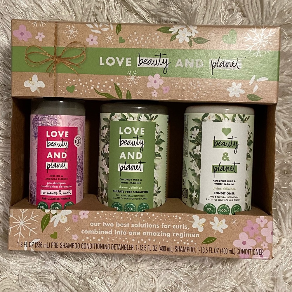 Love Beauty and Planet shampoo ♥️